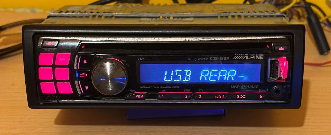 Autorradio Alpine CDE-123R 1-DIN – photo 4